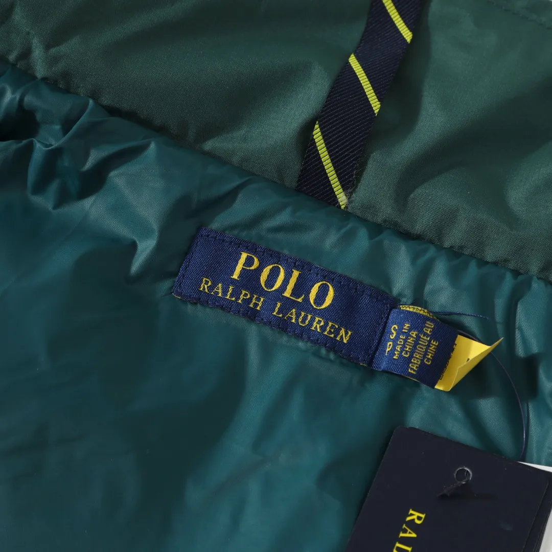 P490 #R51 Ralph Lauren winter new style for men and women, classic small logo waterproof pure down vest sleeveless official item number: RL14255 Full set of customized accessories, details determine success or failure.  - Accessories: Original hangtag, washed label + electroplated YK zipper logo, customized Laval Lauren zipper, full set of accessories - Same style for men and women. Color: Khaki, green, navy, black. Size: S M L